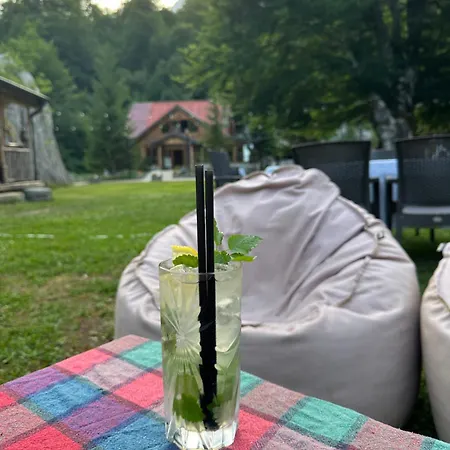 Rilindja Гостевой дом