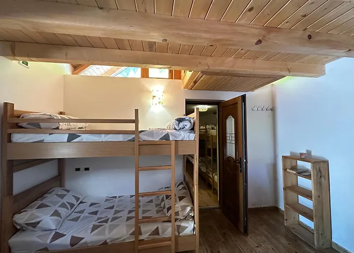 Pensión Rilindja Valbone